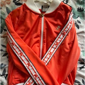 Size M Champion Sweater